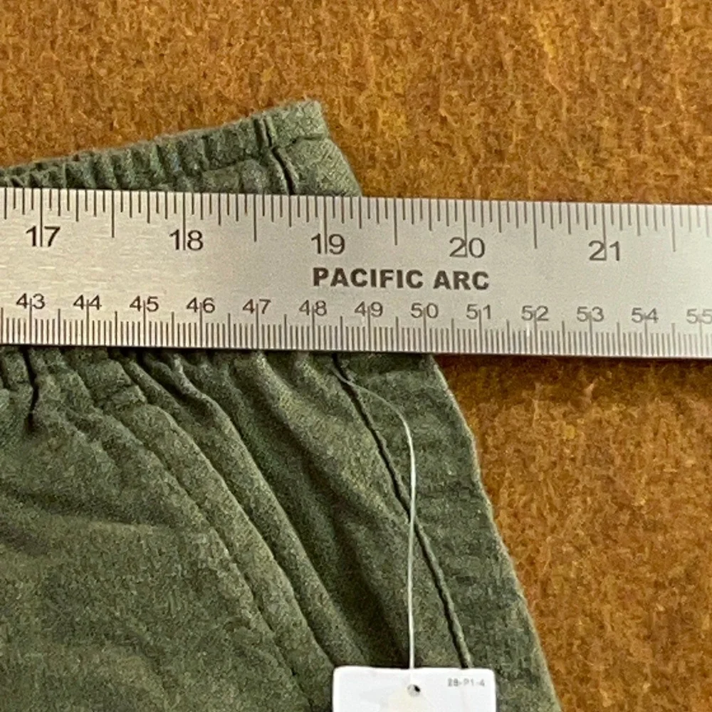 Old Navy Mens XL Green Linen Blend Jogger Shorts NWT